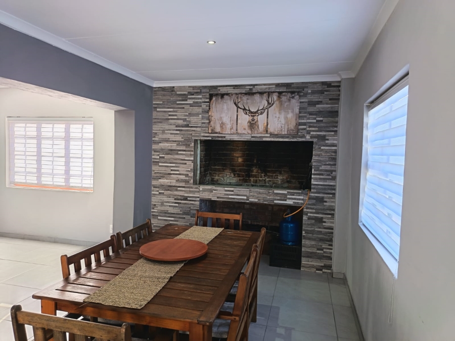 2 Bedroom Property for Sale in Strelitzia Park Eastern Cape
